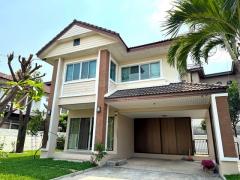 ให้เช่าบ้านเดี่ยว 2 ชั้น 75 ตรว. 4 ห้องนอน หมู่บ้านสัมมากร รามคำแหง 112 เดินทางสะดวก ใกล้วงแหวนรอบนอก  ให้เช่าบ้านเดี่ยว-2-ชั้น-75-ตรว.-4-ห้องน