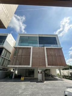 ให้เช่าโฮมออฟฟิศ 6 ชั้น 570 ตรม. ซอยรัชดา 32 สไตล์ Modern California เรียบหรู ใกล้ MRT ลาดพร้าว *** มี 2 ตึกติดกัน  ให้เช่าโฮมออฟฟิศ-6-ชั้น-570-ตรม.-ซอยรัชด