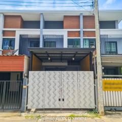 ขาย ทาวน์เฮ้าส์ 2ชั้น ย่านพหลโยธิน ทำเลดี เชื่อมต่อหลายเส้นทาง มบ.บ้านแสนสบาย ถ.พหลโยธิน54/1 สายไหม เพิ่มสิน รีโนเวทใหม่ พร้อมอยู่