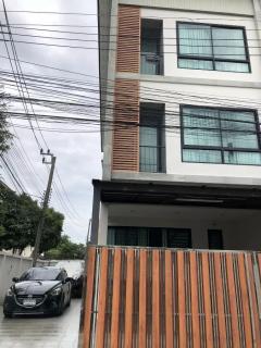 ขายทาวน์โฮม-ถนนสุขุมวิท-BTS-ปุณณวิถี-พ