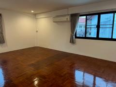 ให้เช่าทาวน์เฮาส์ 2 ชั้น ซอยสุขุมวิท 72 บ้านสวยพร้อมอยู่ (N.1822)-202508151318321755238712974.jpg