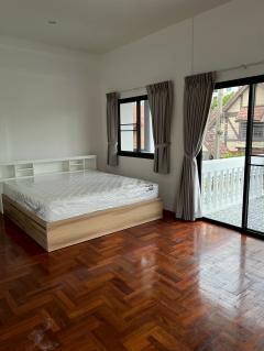 ให้เช่าทาวน์เฮาส์ 2 ชั้น ซอยสุขุมวิท 72 บ้านสวยพร้อมอยู่ (N.1822)-202508151318351755238715863.jpg