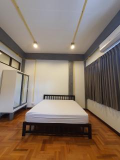 ทาวน์เฮ้าส์สไตล์โมเดิร์นบนทำเลทองของกรุงเทพฯ-202508151702571755252177426.jpg