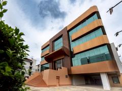 ให้เช่าอาคาร 5 ชั้น 1500 ตรม. สวยที่สุดใน ทาวน์อินทาวน์ ติดเลียบด่วน ตกแต่งใหม่ สวยงาม โอ่อ่า พร้อมใช้งาน จอดรถกว่า 20 คัน  ให้เช่าอาคาร-5-ชั้น-1500-ตรม.-สวยที่สุดใ