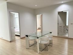 Sale Condo Baan Sathorn Chaophraya ขาย คอนโด ใกล้ ไอคอนสยาม Iconsiam บ้านสาทร เจ้าพระยา BTS สะพานตากสิน ตกแต่งใหม่ ห้องมุม 80 ตรม วิวเมือง ถ.เจริญนคร คลองสาน กรุงเทพ-202508171123411755404621737.jpeg