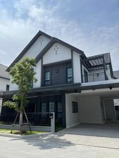 ให้เช่าบ้านเดี่ยว 2 ชั้น 62 ตรว. เซนโทร บางนา ถนนบางนา Fully furnished (เลี้ยงสัตว์ได้)