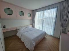 RM554 ให้เช่า บ้านเดี่ยว 2 ชั้น สไตล์นอร์ดิก บ้านสร้างใหม่ หมู่บ้านนครินทร์การ์เด้น ซ.ร่มเกล้า 19-1 ใกล้สนามบินสุวรรณภูมิ-202508182215591755530159527.jpg