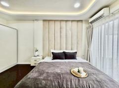 RM556 ให้เช่าบ้านหรู 6 ห้องนอน รัชดา ห้วยขวาง หลังเซนทรัล พระราม 9 ตกแต่งครบ หรูหรา พร้อมเข้าอยู่ทันที-202508182317581755533878237.jpg