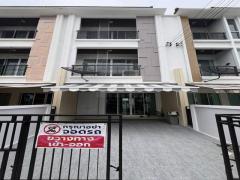 ให้เช่าทาวน์โฮม 3 ชั้น ซอยศรีนครินทร์ 46-1 โครงการ บ้านกลางเมือง s-sense ศรีนครินทร์ โครงการใกล้รถไฟฟ้า ใกล้พาราไดซ์พาร์ค ให้เช่าทาวน์โฮม-3-ชั้น-ซอยศรีนครินทร