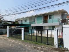 ให้เช่าบ้านเดี่ยว 2 ชั้น 450 ตรม. ใจกลางเมืองลาดพร้าว ซอยเสนานิคม1 สภาพสวย ทำเลดี ให้เช่าบ้านเดี่ยว-2-ชั้น-450-ตรม.-ใจกลาง