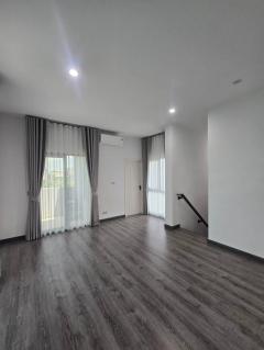 Townhome Luxury Sukhumvit 77 บ้านใหม่ หลังมุม ใกล้รถไฟฟ้าอ่อนนุช ที่ตั้ง อ่อนนุช21, สวนหลวง-202508202234411755704081882.jpg