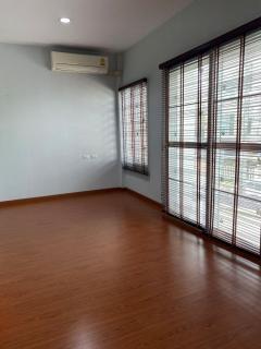 ขายทาวน์โฮม 3 ชั้น หมู่บ้านซื่อตรง แกรนด์ โฮม เกษตร - รัชโยธิน เสนานิคม ติดถนนเมน พหลโยธิน 34 ใกล้BTS เกษตรศาสตร์-202508211136451755751005199.jpg