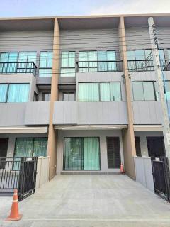 ให้เช่าทาวน์โฮม 3 ชั้น หมู่บ้านกลางเมือง พระราม 9 - กรุงเทพกรีฑา ใกล้ APL ทับช้าง (N.1834)