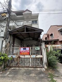 ขาย บ้านทาวน์เฮ้าส์ 3 ชั้น ไทยธานีวิลล่า 1 ลาดพร้าว เนื้อที่ 28 ตรว.