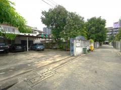 ขาย ที่ดิน บางซื่อ พร้อมบ้านและหอพัก 126 ตร.วา ทำเลใจกลางเมือง ซ.สะพานขวา ใกล้ MRT เตาปูน เหมาะสร้างอพาร์ตเมนต์หรือที่พักอาศัย-202508251056561756094216496.jpg