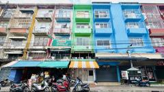 ขาย อาคารพาณิชย์ ห้วยขวาง สุทธิสาร  อินทามระ พื้นที่ใช้สอย 300 ตรม เนื้อที่ 15 ตรว