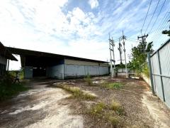 ให้เช่า โกดัง FA111 ผัง EEC สีเหลือง โครงสร้างแข็งแรง มีออฟฟิค บ้านพักคนงาน หนองหงษ์ พานทอง ชลบุรี . 1200 ตรม 2 ไร่ ใกล้อมตะชลบุรี 12 Km