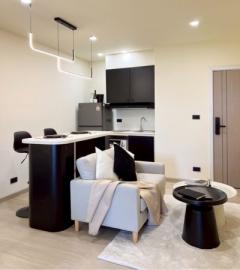 อังเกต คอนโด ห้องรีโนเวทใหม่ ฟรีเฟอร์นิเจอร์ครบชุด ตรงปก วิวดีมาก พร้อมเข้าอยู่ได้