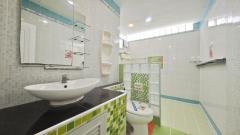 ทาวเฮ้าส์ชั้นเดียว ศรีราชา ถ.เก้ากิโล 34 ตร.ว. หน้ากว้าง 8 เมตร พร้อมที่จอดรถในบ้าน ใกล้เครือสหพัฒน์ อ่าวอุดม ศรีราชา มอเตอร์เวย์-202508261524331756196673096.jpg