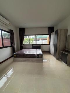 ให้เช่า Pool Villa หมู่บ้าน สวนเนรมิต 5 ตกแต่งสวย พร้อมเข้าอยู่ ใกล้Robinson Lifestyle Thalang เพียง 5 นาที -202508261556491756198609126.jpg