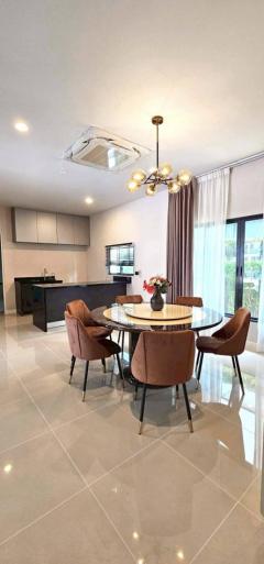 RM585 ให้เช่าบ้านใหม่ไซส์ใหญ่สุด 450 ตรม โครงการเศรษฐสิริ 2 กรุงเทพกรีฑา ในซอย Brighton Intl school ตกแต่งพร้อมอยู่ ทิศใต้ รับชาวต่างชาติ-202508261817521756207072467.jpg
