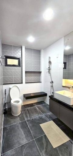 RM585 ให้เช่าบ้านใหม่ไซส์ใหญ่สุด 450 ตรม โครงการเศรษฐสิริ 2 กรุงเทพกรีฑา ในซอย Brighton Intl school ตกแต่งพร้อมอยู่ ทิศใต้ รับชาวต่างชาติ-202508261817561756207076061.jpg