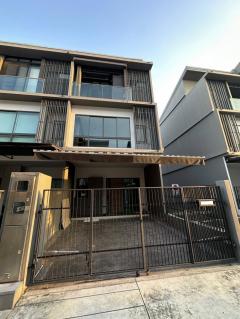 RM589 ให้เช่า หมู่บ้าน Landmark Ekamai-Ramindra เลียบด่วน รามอินทรา