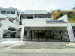 ให้เช่าบ้าน 3 ชั้น พระราม9 ตกแต่งครบ พร้อมเข้าอยู่ทันที ตรงข้าม Central International School ให้เช่าบ้าน-3-ชั้น-พระราม9-ตกแต่งครบ-พ