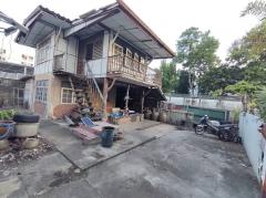 ขายที่ดินพร้อมสิ่งปลูกสร้าง 36 ตารางวา อรุณอมรินทร์ บางกอกน้อย กรุงเทพ