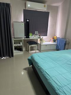 ขายทาวน์เฮาส์ 2 ชั้น ซอยรามอินทรา 23 แยก 20 ขนาด 20 ตร.ว. ใจกลางเมือง ใกล้ทางด่วน และ เซ็นทรัลรามอินทรา ( เจ้าของขายเอง )-202508271517101756282630036.jpg