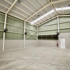 ให้เช่า โกดังสินค้าสภาพใหม่!! รามอินทรา 5 แยก 18 พร้อมให้เช่า-202508281856541756382214983.jpg