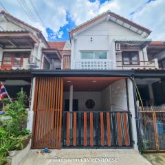 ขาย ทาวน์เฮ้าส์ 2 ชั้น ย่านรามอินทรา กม.8 มบ.พัชรัฐ ถ.คู้บอน27 แยก31 ใกล้แฟชั่น รามอินทรา สิ่งอำนวยความสะดวกครบ พร้อมอยู่