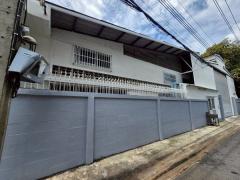 ให้เช่า โกดังเก็บสินค้าพร้อม สำนักงาน 374 ตรม. รัชดา - สุทธิสาร ทำเลดี เดินทางสะดวก ให้เช่า เดือนละ 100,000.- บาท-202508311006151756609575077.jpg