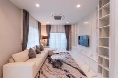 FP010ให้เช่า บ้านเดี่ยว เศรษฐสิริ บางนา-สุวรรณภูมิ นิยามใหม่ของความหรู ที่สัมผัสได้จริง ดีไซน์เรียบหรู