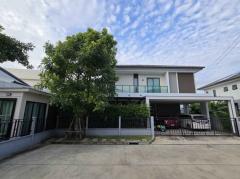 ให้เช่าบ้านเดี่ยวหลังใหญ่ พร้อมเฟอร์นิเจอร์ หมู่บ้านเซนโทร วิภาวดี