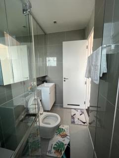 ขายราคาถูก คอนโด The Saint Residences 2-Bed ชั้นสูง ห้องสวย ระเบียงตะวันออก-202509031219321756876772004.jpeg