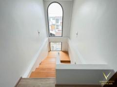 ขาย บ้าน ทาวน์เฮ้าส์ ลาดพร้าว 71 สังคมสงเคราะห์ 10 หมู่บ้าน เกษมสันต์ 1 รีโนเวทใหม่ทั้งหลัง พร้อมอยู่-202509031734361756895676937.jpg