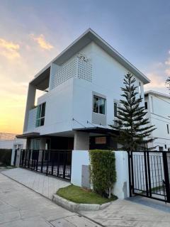 RM626 ให้เช่า บ้านเดี่ยว Nirvana ABSOLUTE Krungthep Kreetha บ้านหลังใหญ่แต่งครบย่านกรุงเทพกรีฑา-202509032252071756914727113.jpg