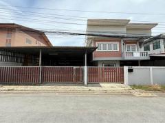 ให้เช่าบ้านเดี่ยว 2 ชั้นพร้อมโกดังบนเนื้อที่ 100 ตรว. นวมินทร์ 42 เดินทางสะดวก ใกล้เลียบด่วน ให้เช่าบ้านเดี่ยว-2-ชั้นพร้อมโกดังบ