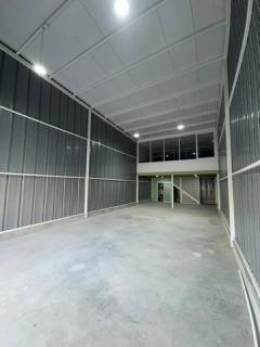 ให้เช่าโกดัง 100 ตร.ม. ทาวน์อินทาวน์ เลียบด่วน เหมาะทำสต็อกสินค้า ออฟฟิศ Warehouse