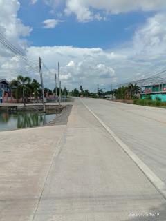 ให้เช่าโกดังโรงงาน 280 ตร.ม. ไฟ 3 เฟส ออฟฟิต ห้องน้ำ ห้องเก็บของ อยู่ติดถนน ปท.1030 หมู่ 2 ต.คลองพระอุดม อ.ลาดหลุมแก้ว จ.ปทุมธานี ค่าเช่า 30,000 โทร.0846495780-202509042116251756995385017.jpg