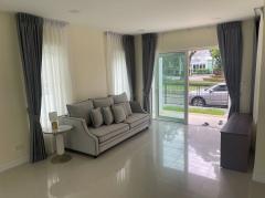 RM629 ให้เช่า บ้านเดี่ยว 2 ชั้น ตกแต่งพร้อมเข้าอยู่ หมู่บ้านมัณฑนา​ บางนา กม.13. เลี้ยงสุนัขและแมวได้-202509051515401757060140198.jpg