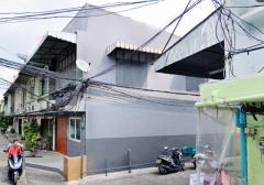 จันทน์16-20  25ตร.วา. 150 ตร.ม. สาทร11 BTSเซนหลุยส์ 900ม. สุรศักดิ์ 900 ม.ให้เช่าตึกแถว 2 ชั้น หลังมุม ม.นานาชาติ 1.8 กม. 1นอน  