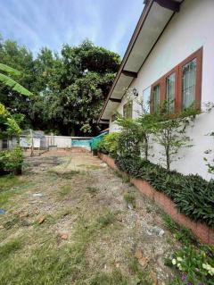 ขายบ้านพร้อมที่ดิน ขนาด 128 ตร.ว. ถนนบางแสนสาย 2 ซอย 15 ใกล้ ทะเลบางแสน-202509081019041757301544363.jpg