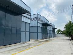 ให้เช่าโกดังมีนบุรี หนองจอก สร้างใหม่ ขนาด 400ตรม. ไฟฟ้า3เฟส พื้นรับน้ำหนักได้ 3ตัน/ตรม. รถเทรลเลอร์เข้าออกได้ 