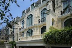 LV53243 ให้เช่า  บ้านหรู ในซอยเอกมัย 22 The Boulevard Ekkamai เดอะ บูเลอวาร์ด เอกมัย พร้อมสระว่ายน้ำ