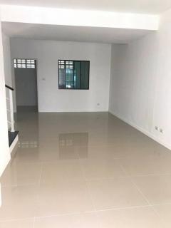 ขายทาวน์เฮ้าส์ 2 ชั้น หมู่บ้านพฤกษา 79 ลำลูกกาคลอง 3 เนื้อที่ 18 ตารางวา  ถนนลำลูกกา ตำบลลาดสวาย อำเภอลำลูกกา จังหวัดปทุมธานี   *** (ลดราคา จากราคา 2,350,000 บาท เหลือเพียงราคา 2,200,000 บาท) ***-202509101611051757495465865.jpg