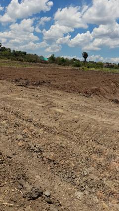 ขายที่ดิน นครปฐม Sale Nice Land 5 Rais Nakhon Pathom suitable for residence and Projects Selling land 8,000 sq.m. at Nakhon Pathom