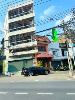สุขสวัสดิ์ต้นๆ พระราม2ให้เช่าตึกแถว 2 ชั้น 18ตร.วา.148ตร.ม. BTSวุฒากาศ 3.2กม. 1นอน  พาณิชยการเชตุพน 2.5 กม. 2 น้ำ ติดถนนใหญ่  ถ.สุขสวัสดิ์  