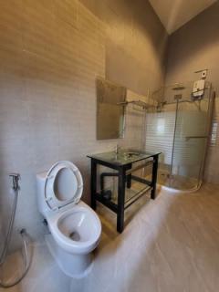 [ให้เช่า] FOR RENT DETACHED HOUSE RATCHADA - SUTTHISAN / 3 bedrooms 2 bathrooms / 60 Sqw. 220 Sqm. **62,000** CLOSE TO MRT SUTTHISAN-202509110950121757559012896.jpg